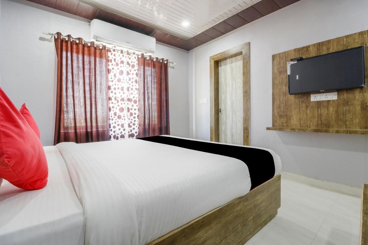 Capital O 63158 Hotel Om Sai Ram Chhatarpur Luaran gambar