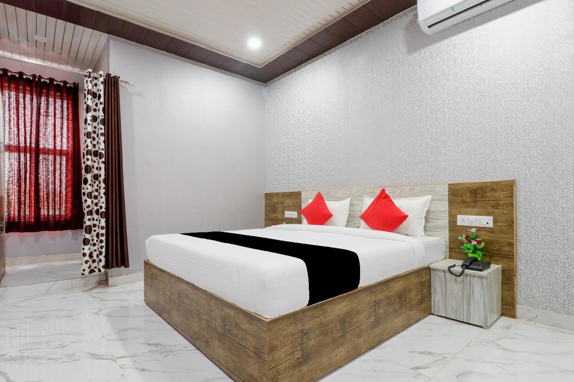 Capital O 63158 Hotel Om Sai Ram Chhatarpur Luaran gambar