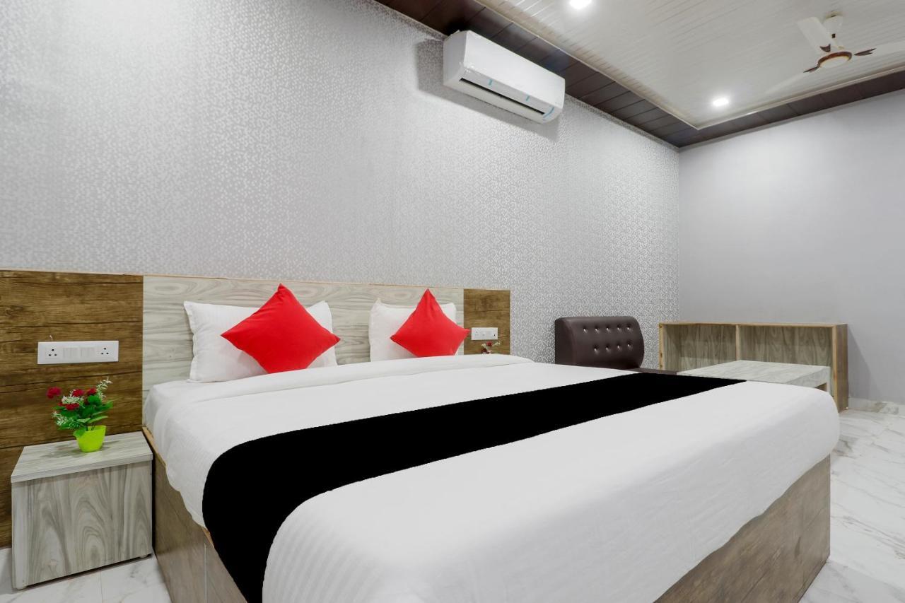 Capital O 63158 Hotel Om Sai Ram Chhatarpur Luaran gambar