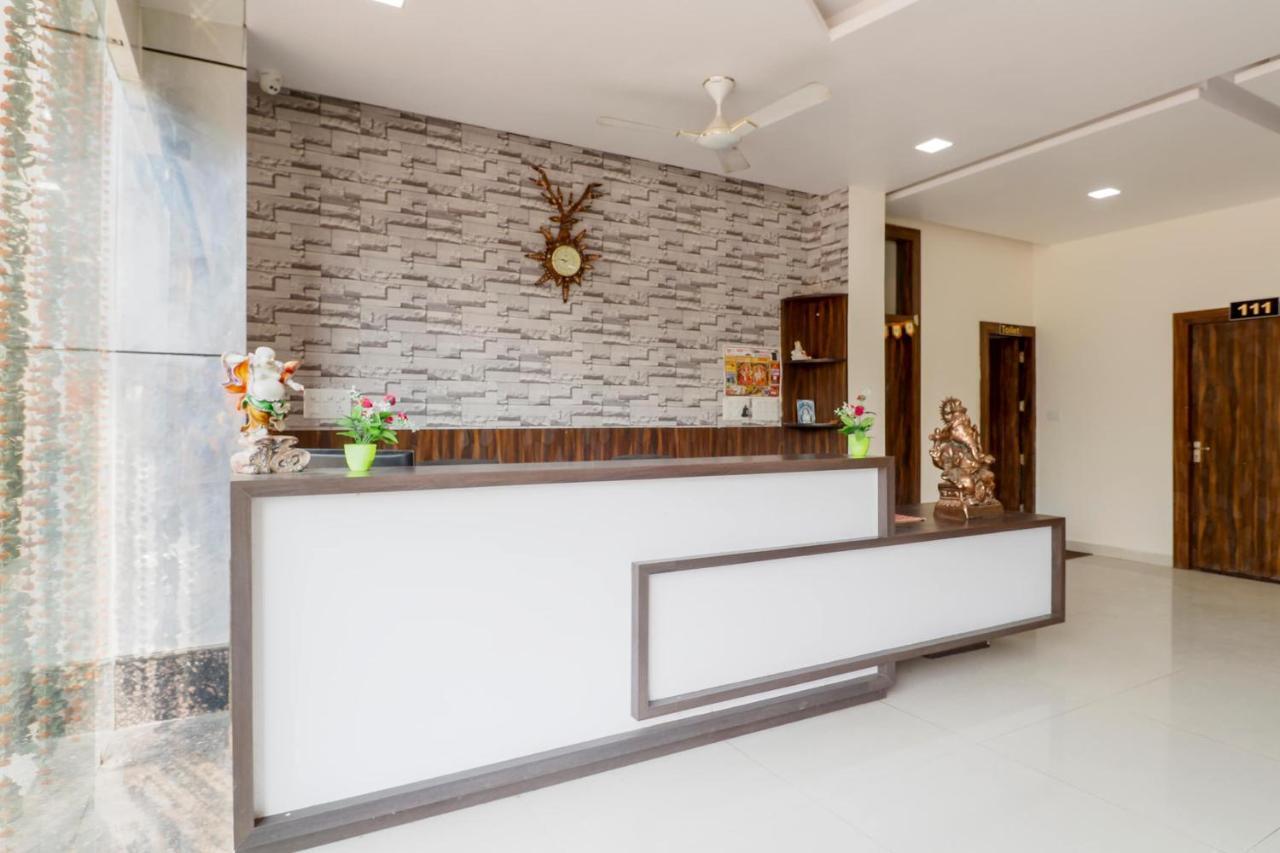Capital O 63158 Hotel Om Sai Ram Chhatarpur Luaran gambar